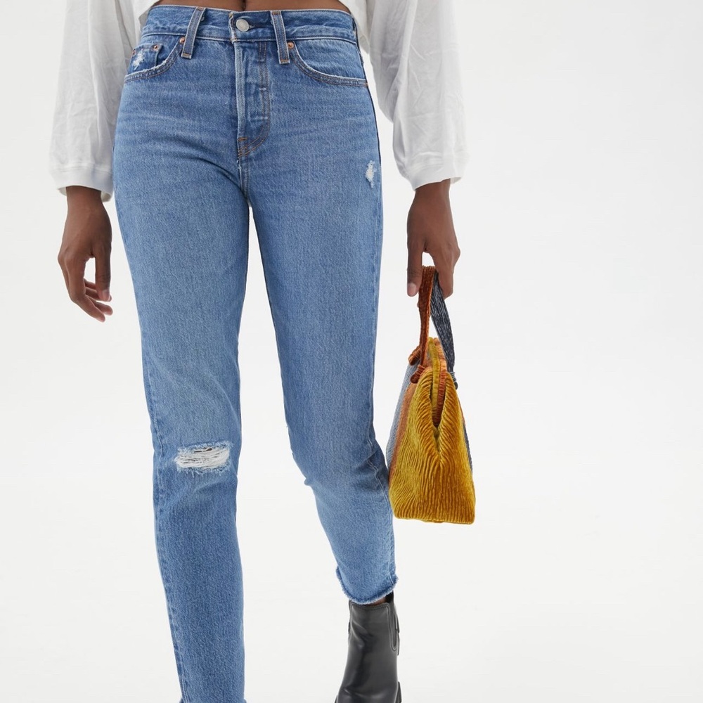 Levi High Rise Wedgie Jeans